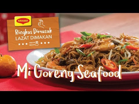 Fried Longevity Noodle With Seafood