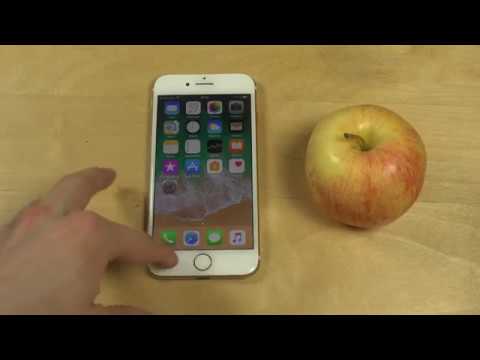 Apple iPhone 7 iOS 11 vs. An Apple - Which Looks Best?