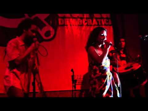 Mariana Mello e Helio Bentes cantam Bela Flor