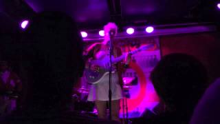 Betty Who Performs &quot;Silas&quot; (6/27/13)