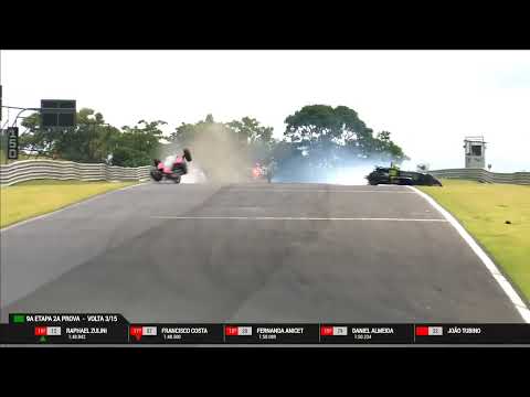 Campeonato Paulista de Fórmula 1600 2022. R4 Autódromo Velo Città. Leader Big Crash Flips Red Flag