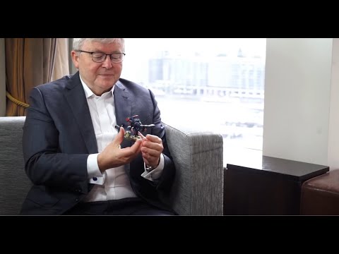 Absolute mad lad giving 40K to Australia's ex-prime minister Kevin Rudd