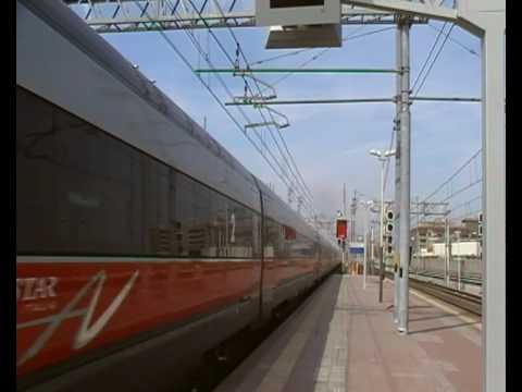 EurostarItalia AV "FrecciaRossa" 9439 Milano C.le - Napoli C.le
