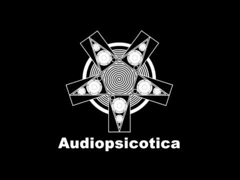 Audiopsicotica - Mientras sus hijos observan (2014)