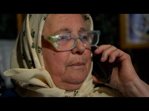 Bunica și ochelarii