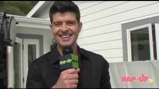 On Set of Robin Thicke's "It's in the Mornin'" Video
