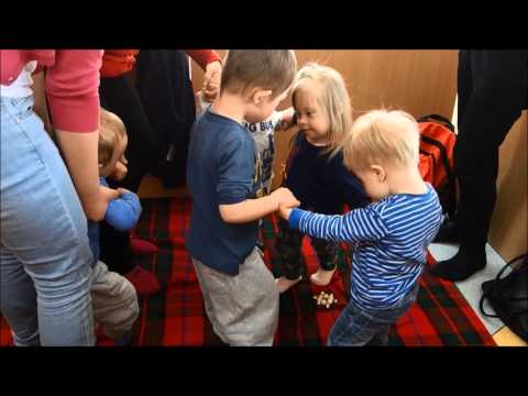 Staszek - Fistaszek: (zespół Downa) Kółko graniaste