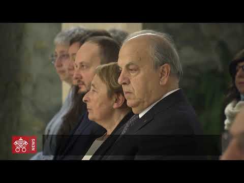 Papa Francisco: o verdadeiro amor não é água destilada