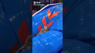 【Funny TikTok】エチエチ?ミニスカJUMP台 すごいぞ中国