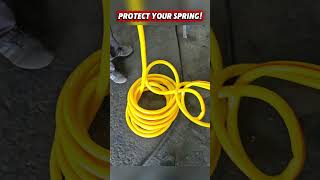 Download lagu Simple Trick Protects Suspension Springs #Suspension #ShockAbsorber #Automotive #MechanicTips mp3