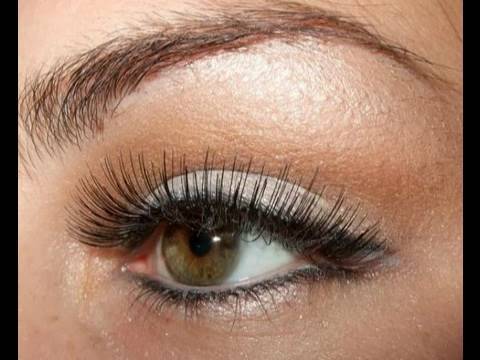 Kylie Minogue All the lovers make up look