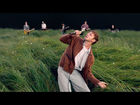 Max Barskih —  Спи | Official video [Місто дощів EP]