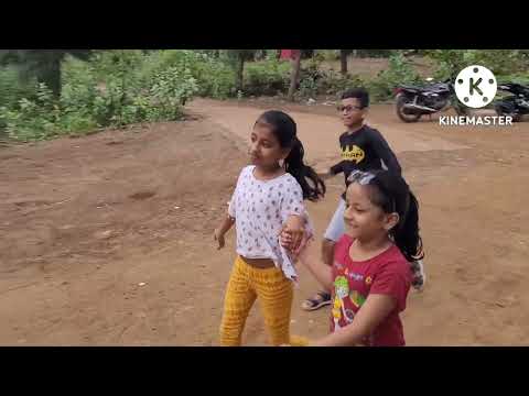 Vaibhavi enjoying 😉 at ganeshgule beach with mama and Mavashi... #ratnagiri #konkan