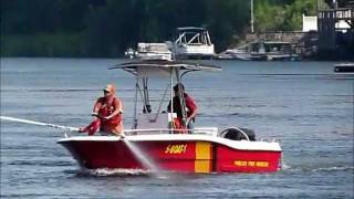 preview picture of video 'Pimlico Fire Department Boat'