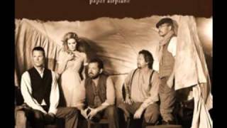 Alison Krauss &amp; Union Station - On The Outside Looking In