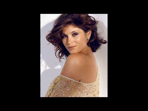 Gemma Arterton Hottest Pics