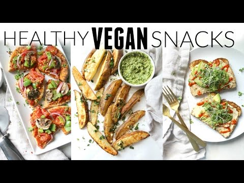 QUICK HEALTHY VEGAN SNACKS | PITA PIZZAS + AVOCADO HUMMUS TOAST + POTATO WEDGES | This Savory Vegan
