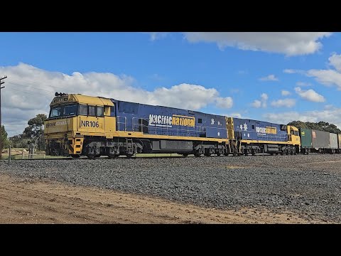 1PM5 PN up "Linfox Express" (NR106, NR4, 56P), Perth to Melbourne, 1540, 5/11/25, Dooen VIC 