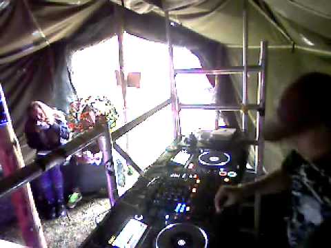 Future Reggae Ruigoord festival 2015  @ the 'Bass inc.' chill-out (part 4.11)