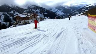 preview picture of video 'Skiën van Pfefferalm naar Berger Alm - Hinterglemm 2014-05'