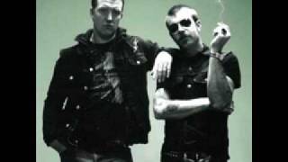 Addicted To Love (Robert Palmer cover) - Eagles of Death Metal