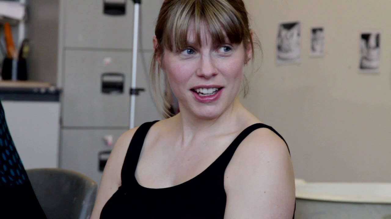 This documentary features the world-famous consultant obstetrician Wendy Savage and the testimony of new mothers.