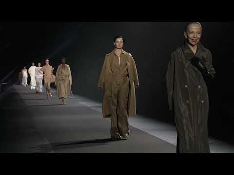 LUISAVIAROMA x BRITISH VOGUE - RUNWAY ICONS