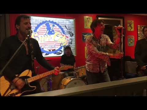 Blah Blah - Mellow Yellow (Donovan) - Sun City Café - 29/06/2017