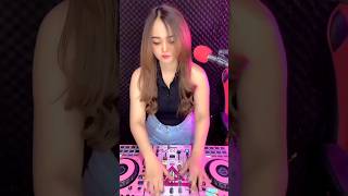 Download lagu DJ LIVE DJ VIRAL TIKTOK TERBARU 2025 DJ VASEKTIA SANXANE #dj #djterbaru mp3 Download lagu DJ LIVE DJ VIRAL TIKTOK TERBARU 2025 DJ VASEKTIA SANXANE #dj #djterbaru mp3
