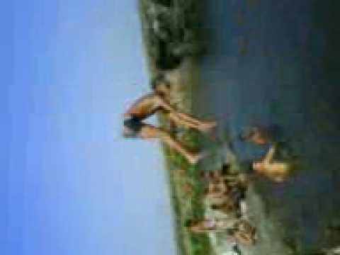 Laceni Boamba din cartierul moara by wolfu from Laceni