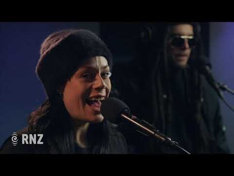 Bailey Wiley ft. Melodownz - 'Sugar' live at RNZ