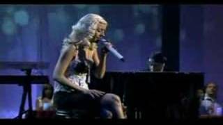christina aguilera - oh mother (live in mtv)