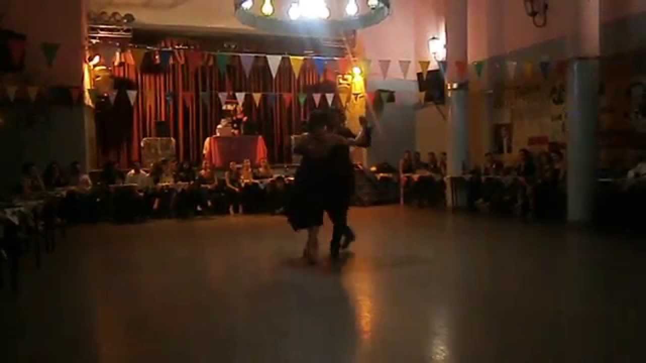 Natasha Lewinger y Pedro Farias en El Motivo Tango, 14/7/14