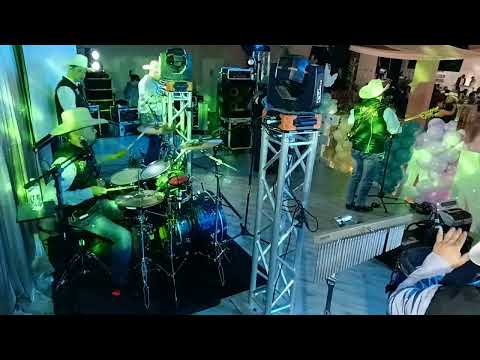 El Amuleto y Martha Alicia / LOS  HERNANDEZ FARA FARA