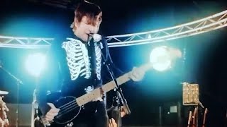 Eskimo Joe - Sarah [Official Music Video]