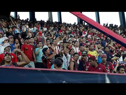 "ALIENTO Impresionante Sin Parar De LMHDP ðŸ”´ðŸ”µðŸŽºðŸ¥ðŸ’ªðŸ—£ðŸŽ¶ðŸ‘Esta Es TU HINCHADA Mi CERR" Barra: La Plaza y Comando &bull; Club: Cerro Porteño &bull; País: Paraguay