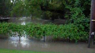 preview picture of video 'Wichita KS flood 2008 Calfskin Creek 9-12-08 part 2'
