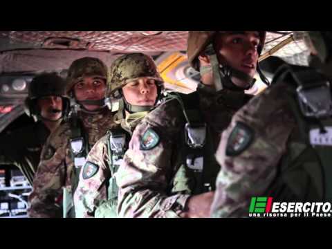 Abilitazione al lancio degli Allievi Ufficiali del 196° Corso "Certezza"