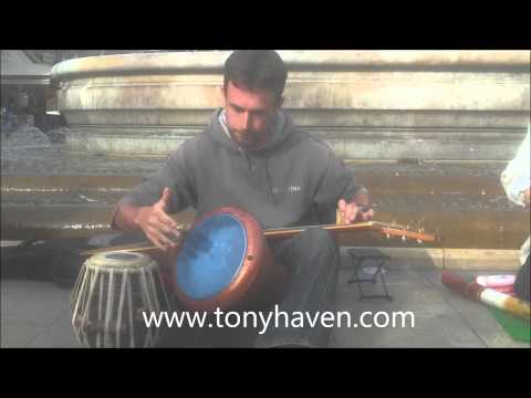 Tony Haven busking with Tabla in Montpellier