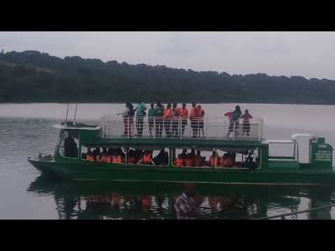 BOAT CRUISE 