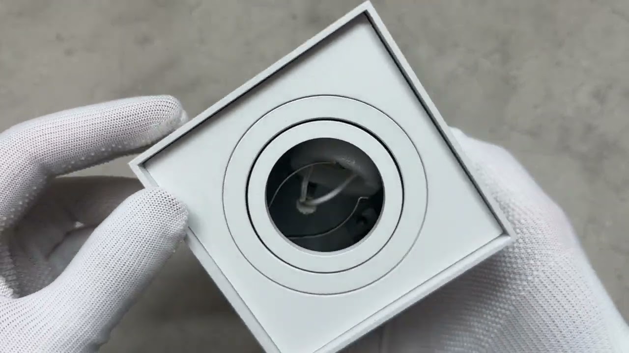 Накладной светильник FERON ML305 MR16 GU10 белый 32970