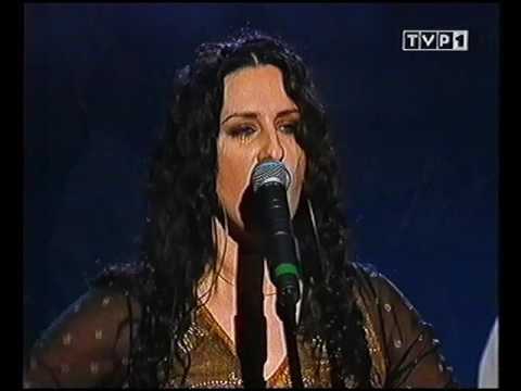 Kayah - kiedys byłam rózą....koncert dla Kosowa