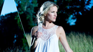 Virginia Da Cunha &quot;Kiss Me&quot;