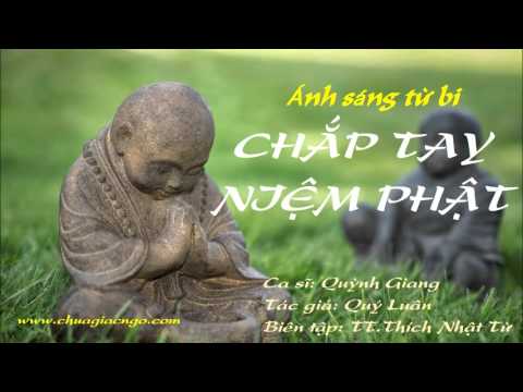 Chắp tay niệm Phật