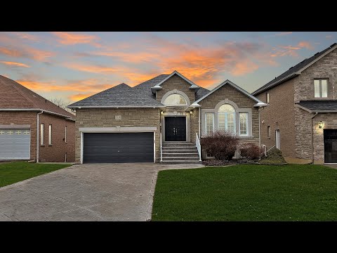 Walkthrough of 1775 Spruce Hill Road (Pickering, Ontario)