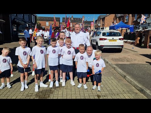 A BELFAST BAND WHO BRING 1000S OUT TO SEE THE SHOW SHANKILL PROTESTANT BOYS THE PEOPLE'S BAND