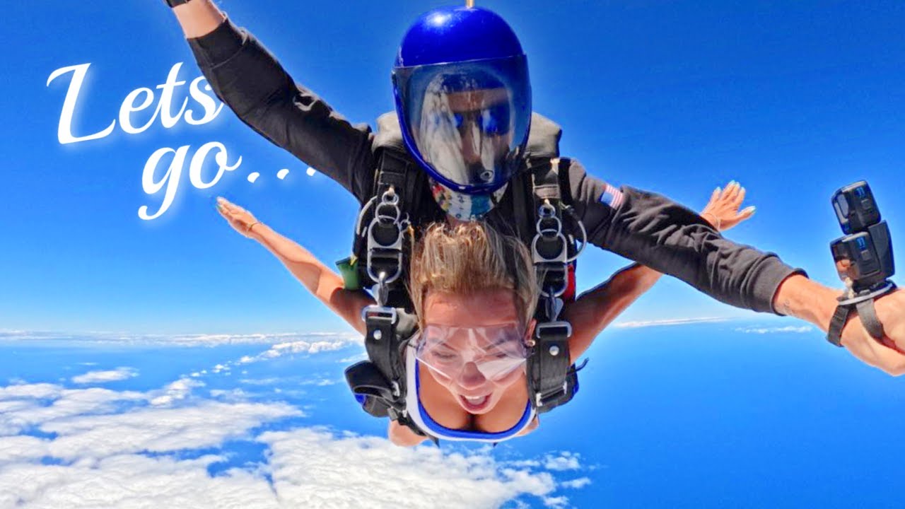 SKYDIVING IN HAWAII || Crossing off our Hawaii bucket list!!