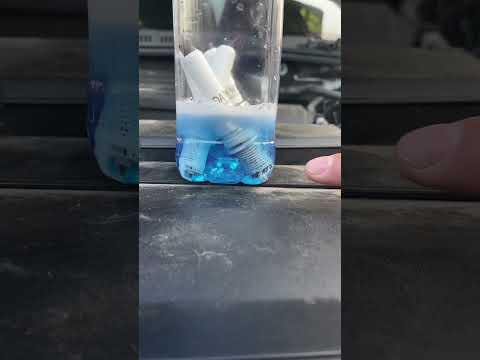 Clean your spark plugs yourself and save on repair costs!#driving #tips #howto #manual #skills #car