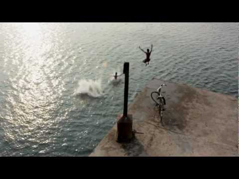 Benny Dayal  - Swaasamum Neeye (from the album Vaazhkai DJ) - OFFICIAL VIDEO