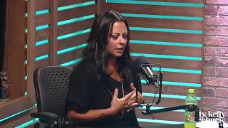 Sara Evans Describes Where She Drew Inspiration From for New Album &quot;Words&quot;